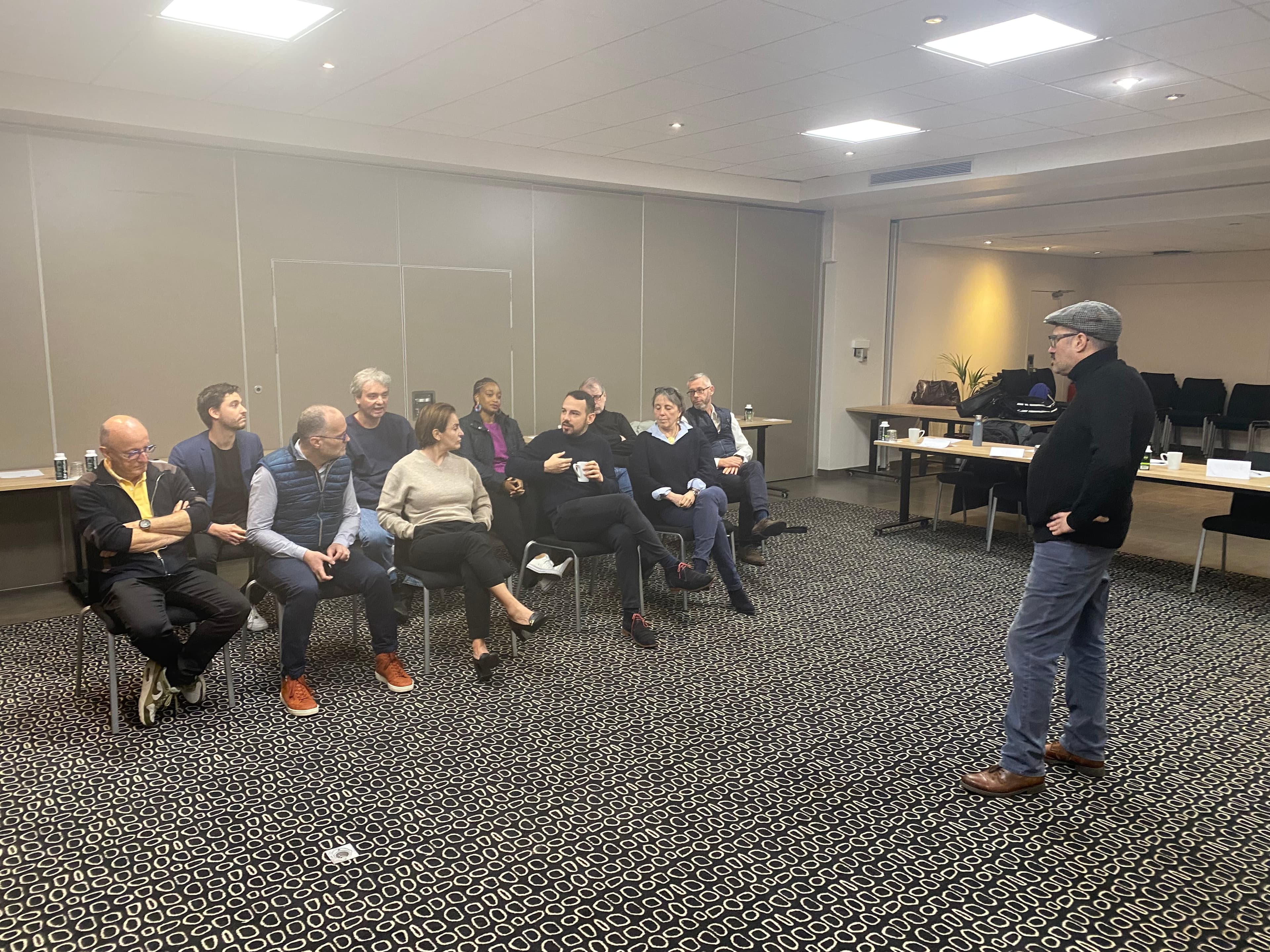Formation à la prise de parole à Paris avec Alban, acteur et directeur de "mon entreprise est une scène"